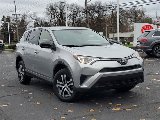 2018 Toyota RAV4 LE