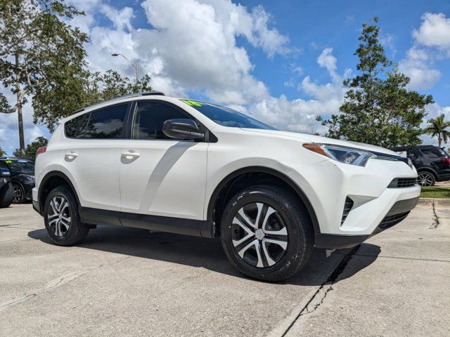 2018 Toyota RAV4 LE