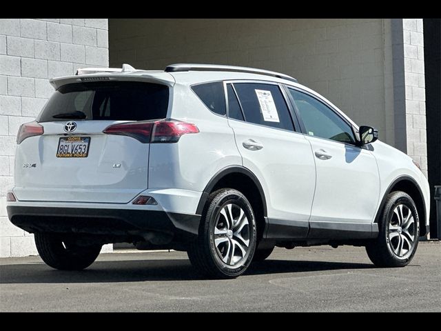 2018 Toyota RAV4 LE