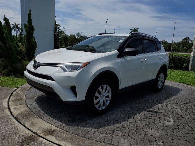 2018 Toyota RAV4 LE