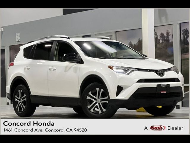 2018 Toyota RAV4 LE