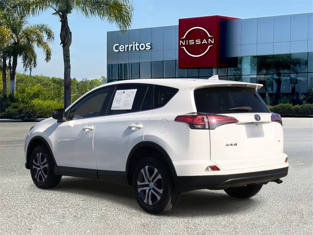 2018 Toyota RAV4 LE