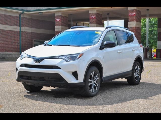 2018 Toyota RAV4 LE