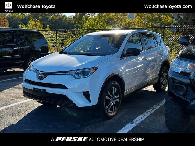 2018 Toyota RAV4 LE