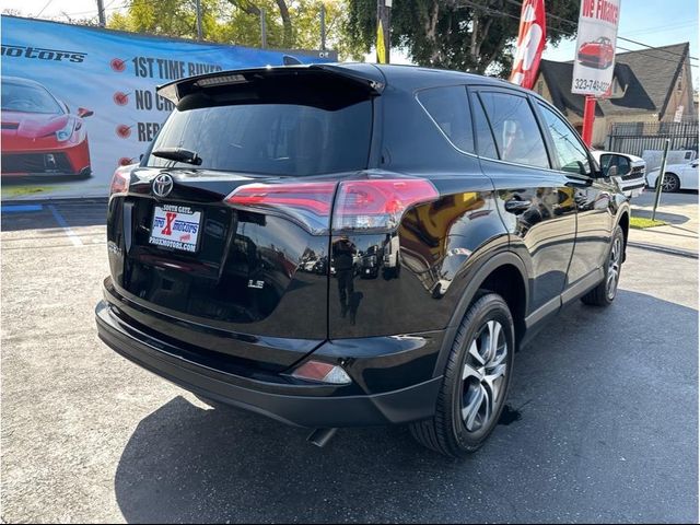 2018 Toyota RAV4 LE