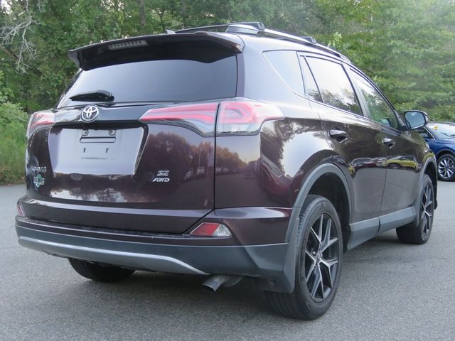 2018 Toyota RAV4 SE