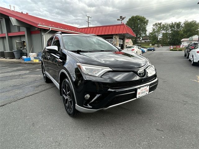 2018 Toyota RAV4 SE