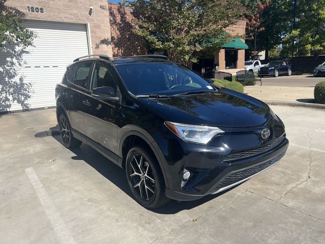 2018 Toyota RAV4 SE