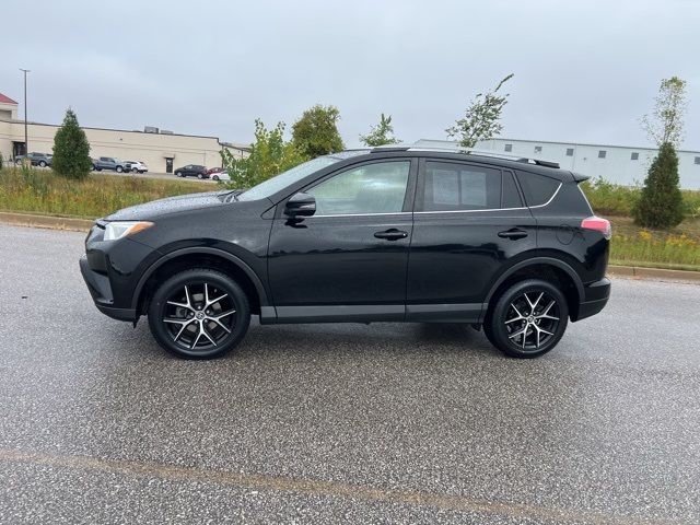 2018 Toyota RAV4 SE