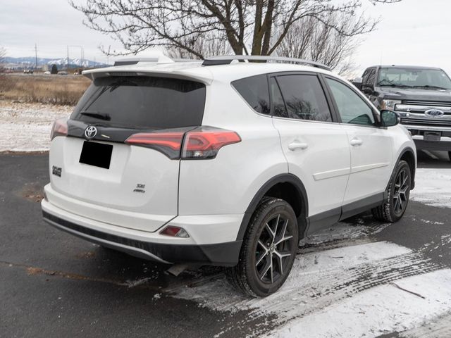 2018 Toyota RAV4 SE