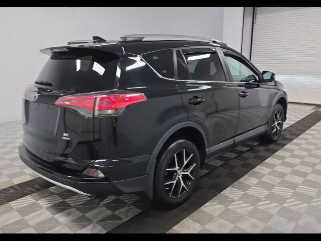 2018 Toyota RAV4 SE