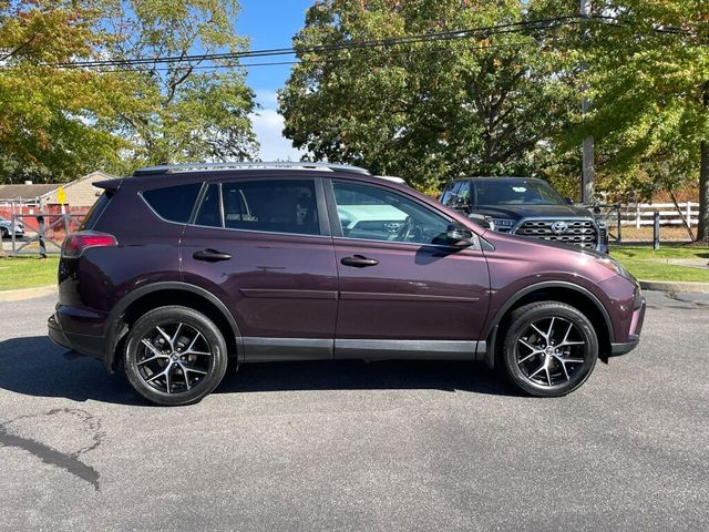 2018 Toyota RAV4 SE