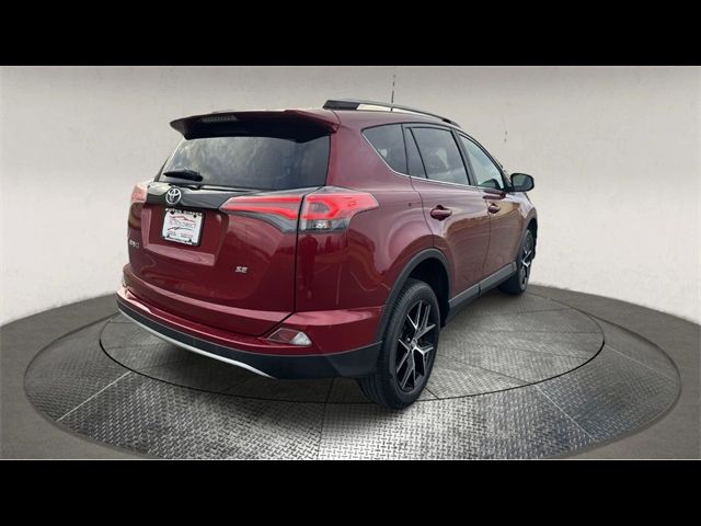 2018 Toyota RAV4 SE