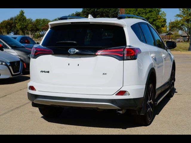 2018 Toyota RAV4 SE