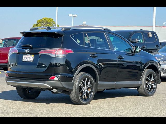 2018 Toyota RAV4 SE