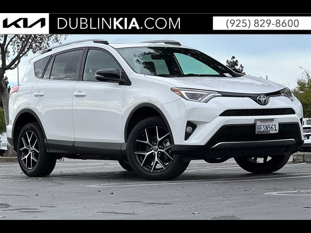 2018 Toyota RAV4 SE