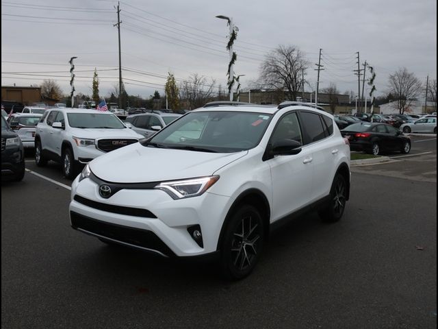 2018 Toyota RAV4 SE