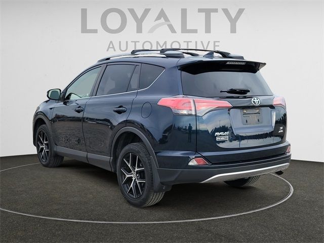 2018 Toyota RAV4 SE