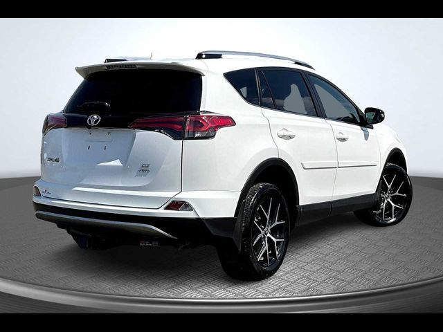 2018 Toyota RAV4 SE