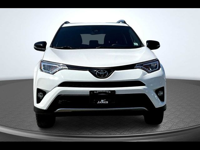 2018 Toyota RAV4 SE