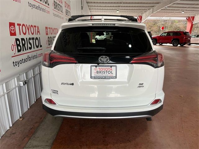 2018 Toyota RAV4 SE