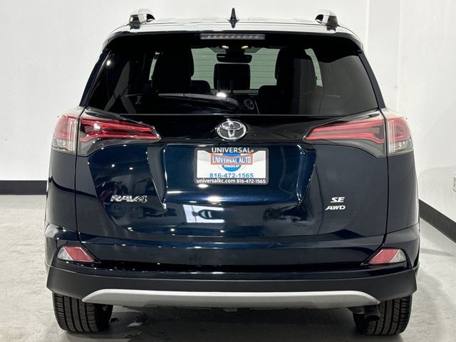 2018 Toyota RAV4 SE