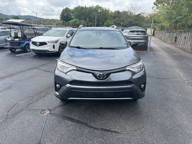 2018 Toyota RAV4 SE