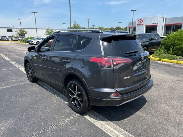 2018 Toyota RAV4 SE