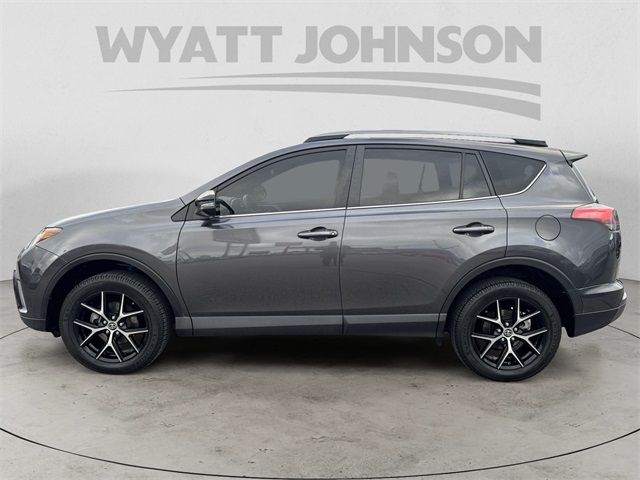 2018 Toyota RAV4 SE