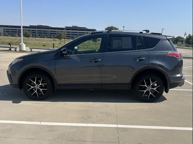 2018 Toyota RAV4 SE