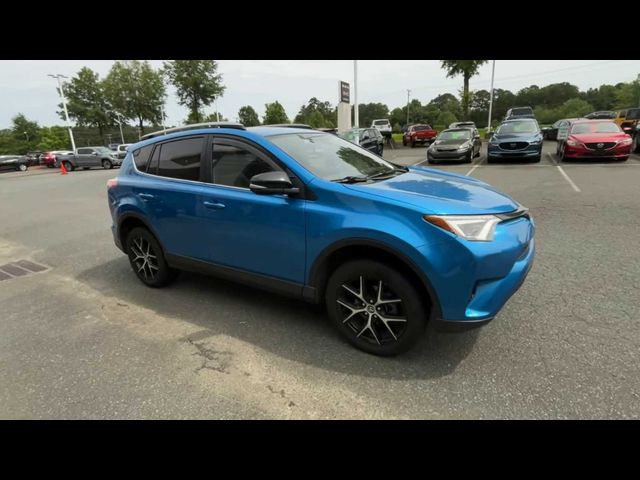 2018 Toyota RAV4 SE