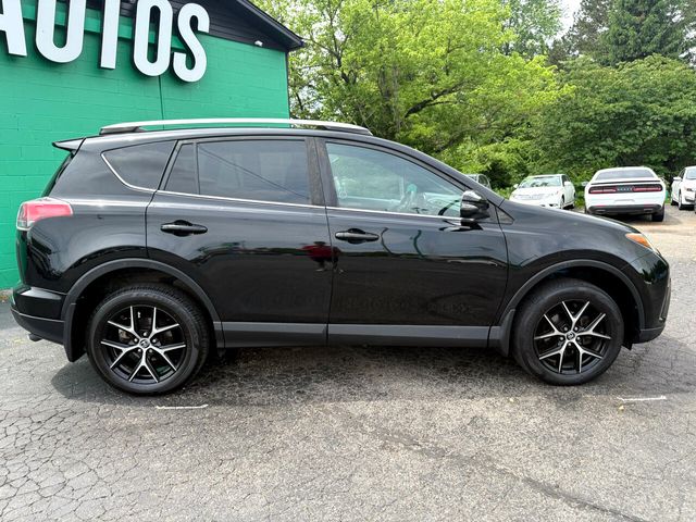 2018 Toyota RAV4 SE