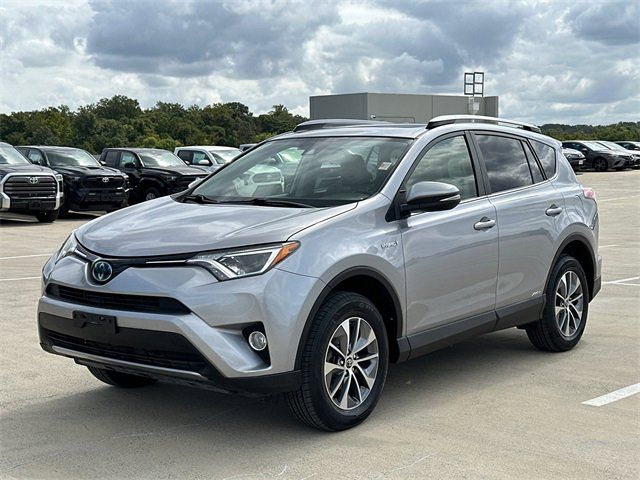 2018 Toyota RAV4 Hybrid XLE