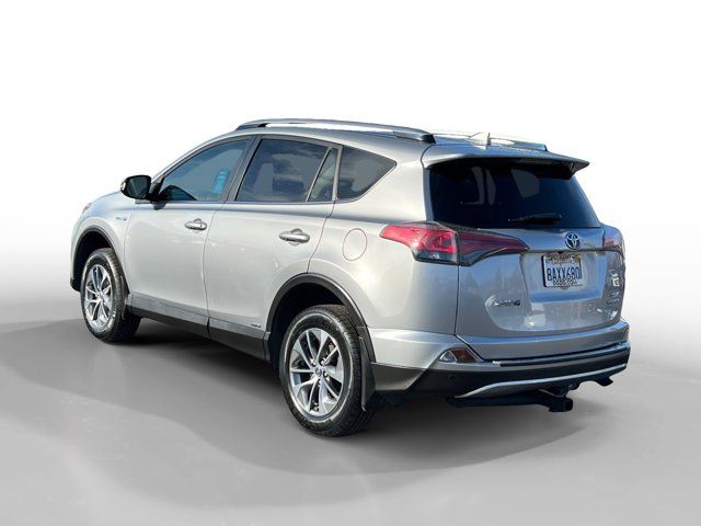 2018 Toyota RAV4 Hybrid XLE