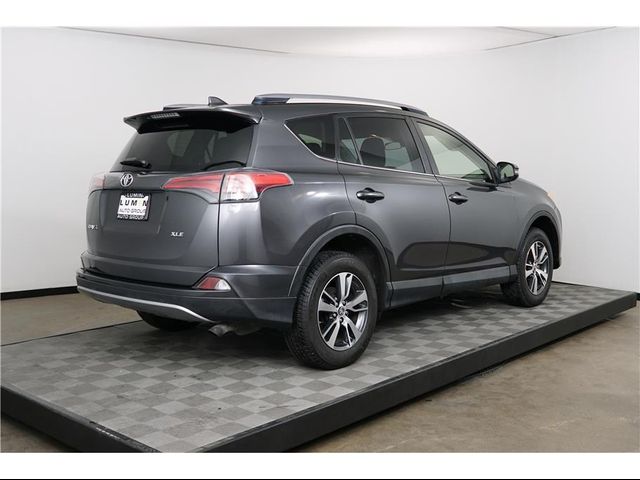 2018 Toyota RAV4 XLE