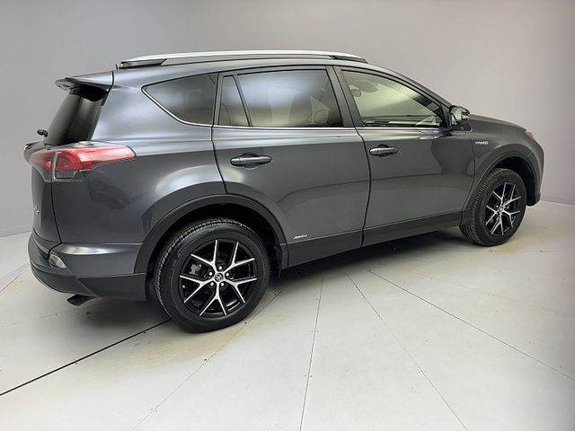 2018 Toyota RAV4 Hybrid SE