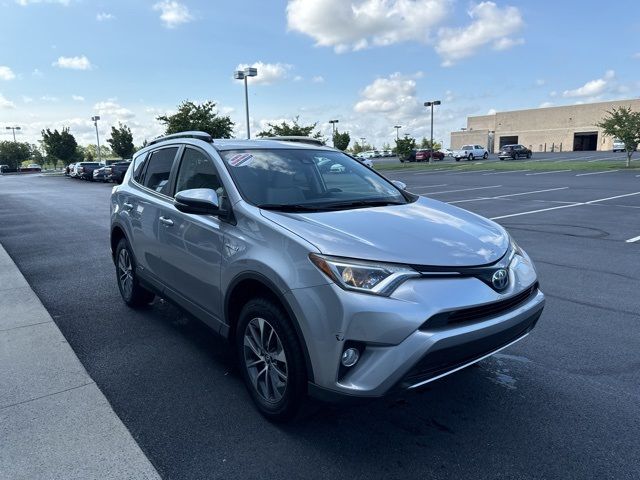 2018 Toyota RAV4 Hybrid XLE