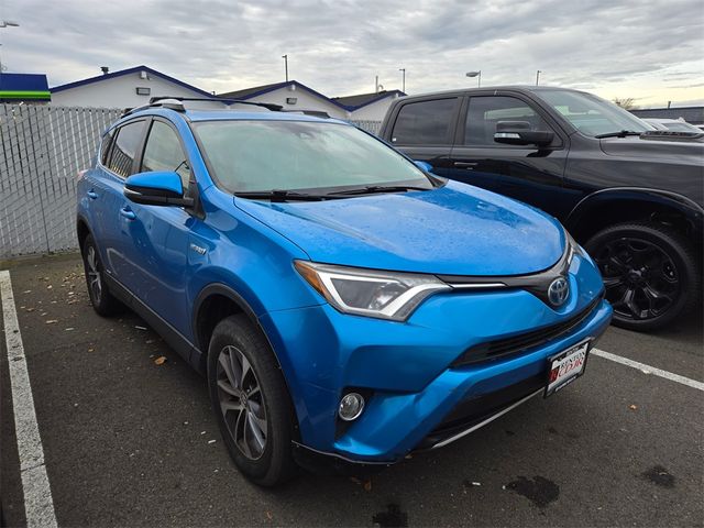 2018 Toyota RAV4 Hybrid XLE