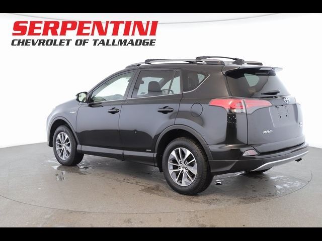 2018 Toyota RAV4 Hybrid XLE