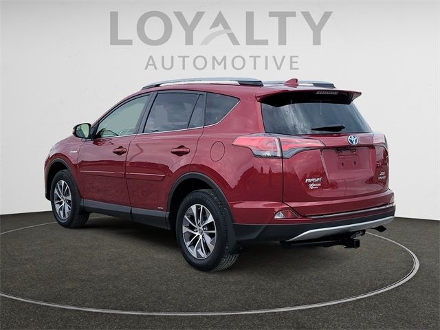 2018 Toyota RAV4 Hybrid XLE