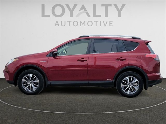 2018 Toyota RAV4 Hybrid XLE