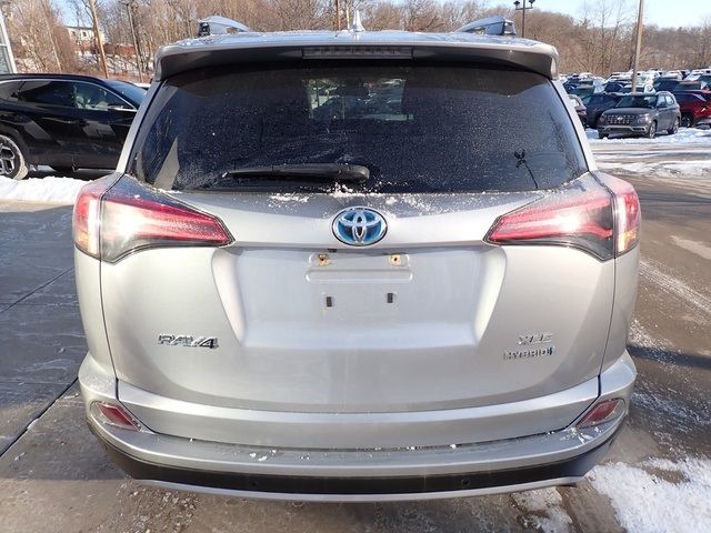 2018 Toyota RAV4 Hybrid XLE