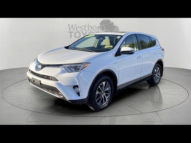 2018 Toyota RAV4 Hybrid XLE