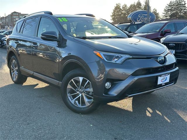 2018 Toyota RAV4 Hybrid XLE