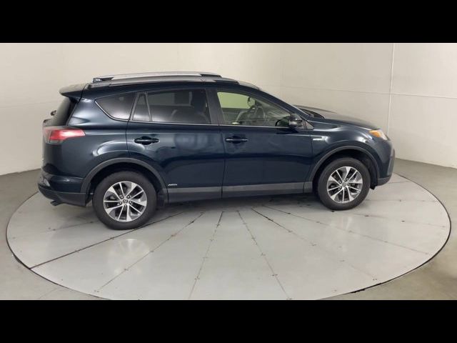 2018 Toyota RAV4 Hybrid XLE