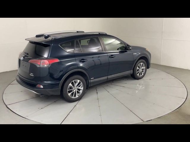 2018 Toyota RAV4 Hybrid XLE