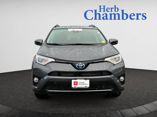 2018 Toyota RAV4 Hybrid XLE