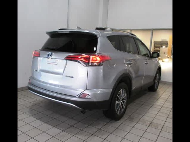 2018 Toyota RAV4 Hybrid LE