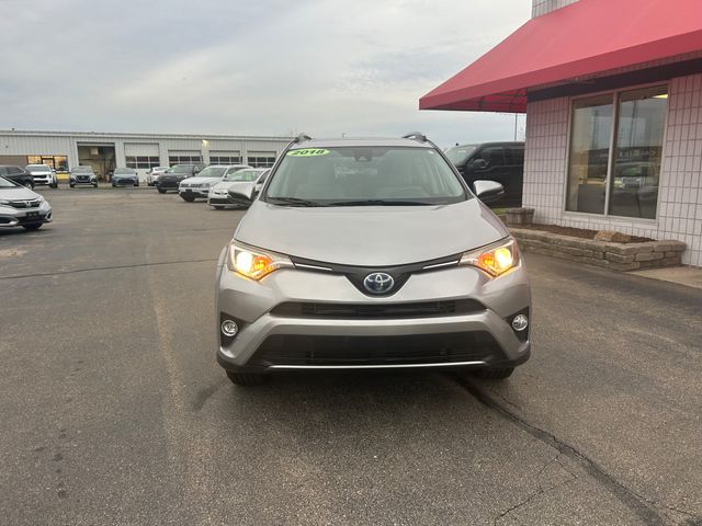 2018 Toyota RAV4 Hybrid XLE