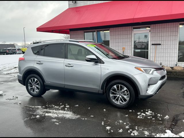 2018 Toyota RAV4 Hybrid XLE